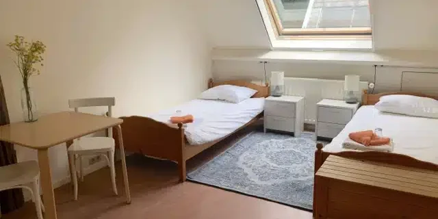 bed 2